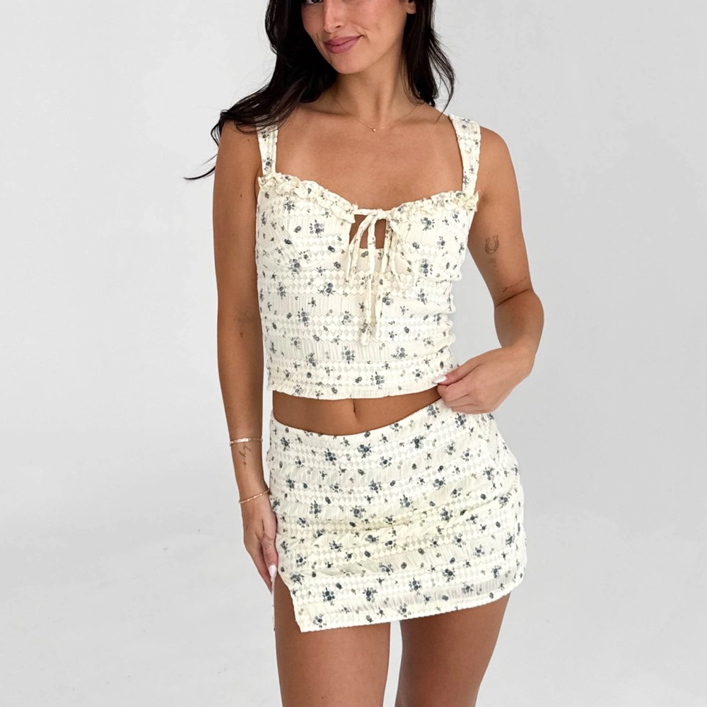 Floral Cream Tank Top